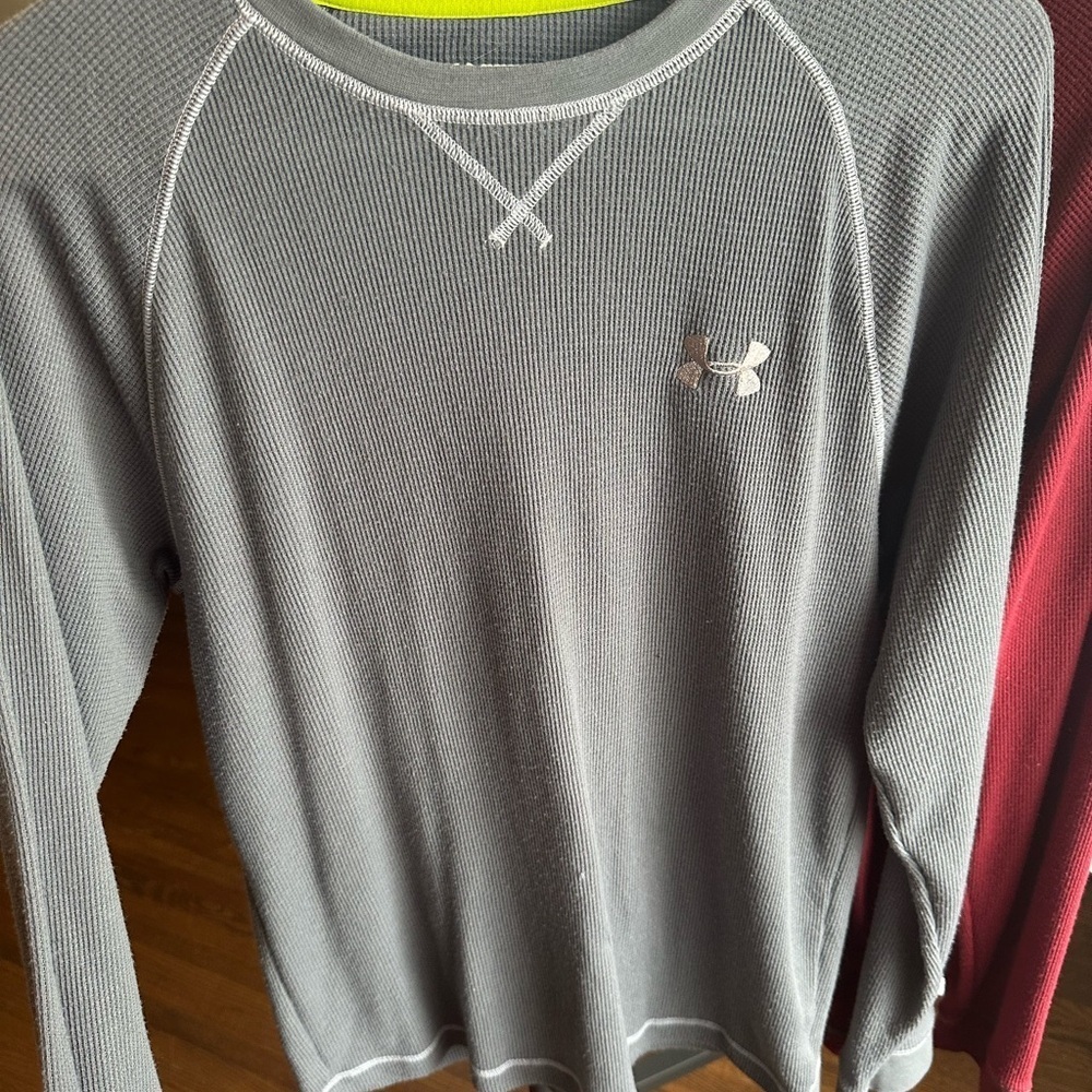 Under Armour Gray Long Sleeve Shirt